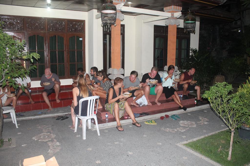 Nyoman Guesthouse Canggu Exterior foto